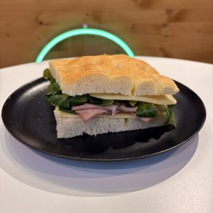 Focaccia alla mortadella